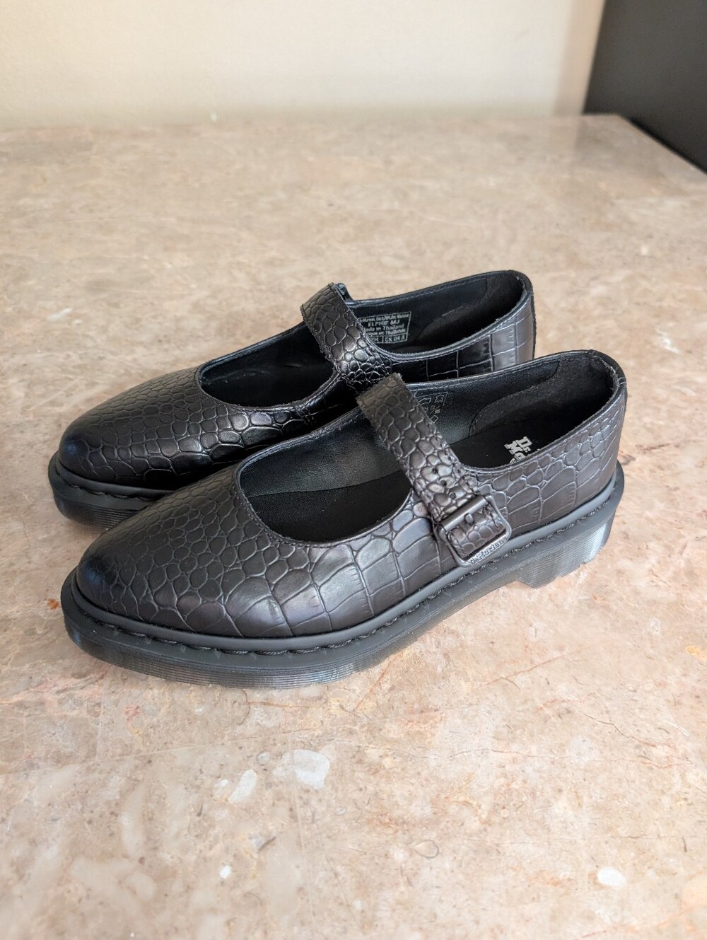 Dr, Martens Scarpe Elphie Mary Jane Emboss Leather Shoes In Black Women's Size 5 - Picture 2 of 11